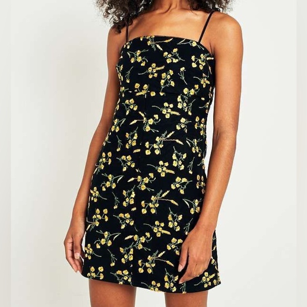 Urban Outfitters Floral Embroidered Slip Dress Spaghetti Strap Cottagecore Boho